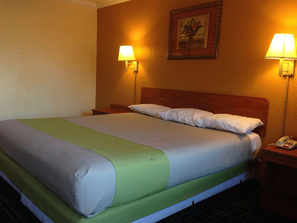 Value Inn Bellflower Exterior foto